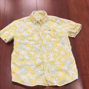 Vineyard Vines Button Up Shirt